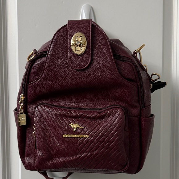 kangaROOS Burgundy Backpack with Gold Accents Brand New!!๐ฅ๐ฅ๐ฅ๐ฅ๐ฅ - Picture 10 of 12
